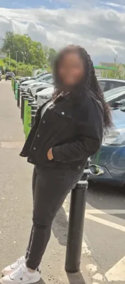 Farah, 33