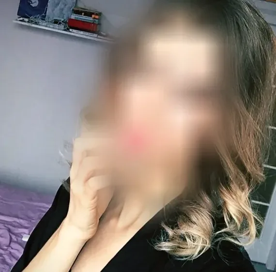Grace, 32