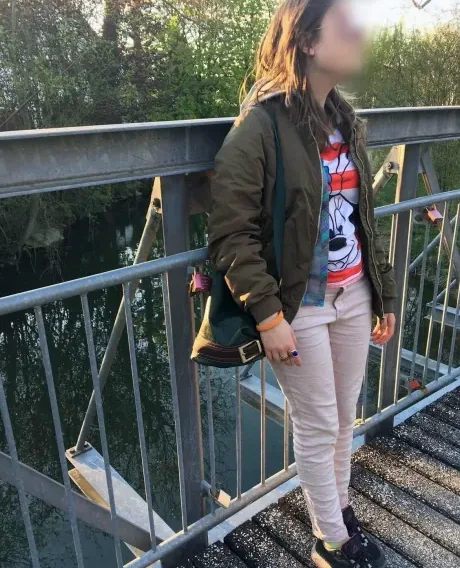 Rhona, 24