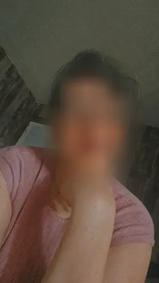 Rosie, 27
