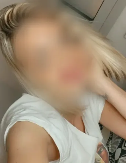 Saoirse, 35
